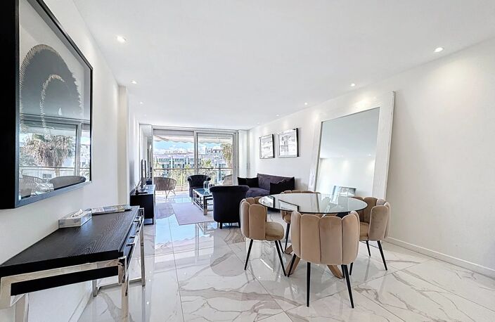 CANNES CROISETTE TERRASSE VUE MER — photo 3