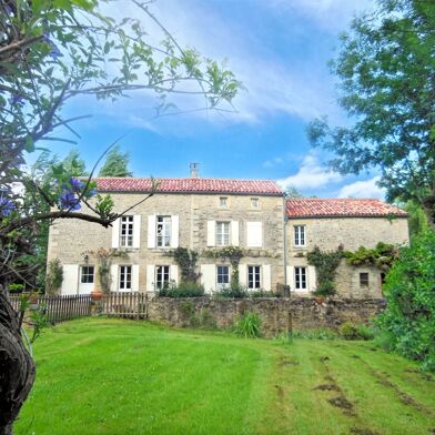 Maison 6 pièces 349800 €