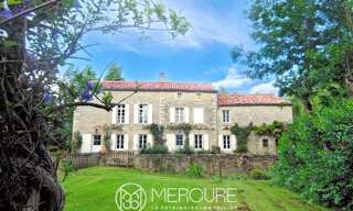 Maison 6 Pièces 229 m² à vendre à Coulonges-sur-l'Autize (79160)