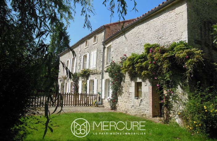 ANCIEN MOULIN DU XVIIe RESTAURE — photo 2