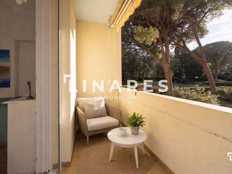 SOUS LES PINS - T3 de 57m2 - Terrasse - Cave - 13008 Roy D'Espag — photo 1
