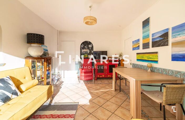 SOUS LES PINS - T3 de 57m2 - Terrasse - Cave - 13008 Roy D'Espag — photo 5