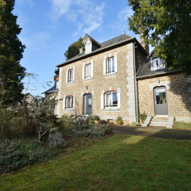 Maison 10 pièces 220500 €