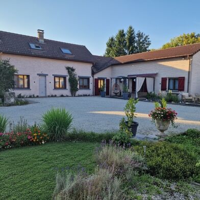 Maison 7 pièces 217500 €