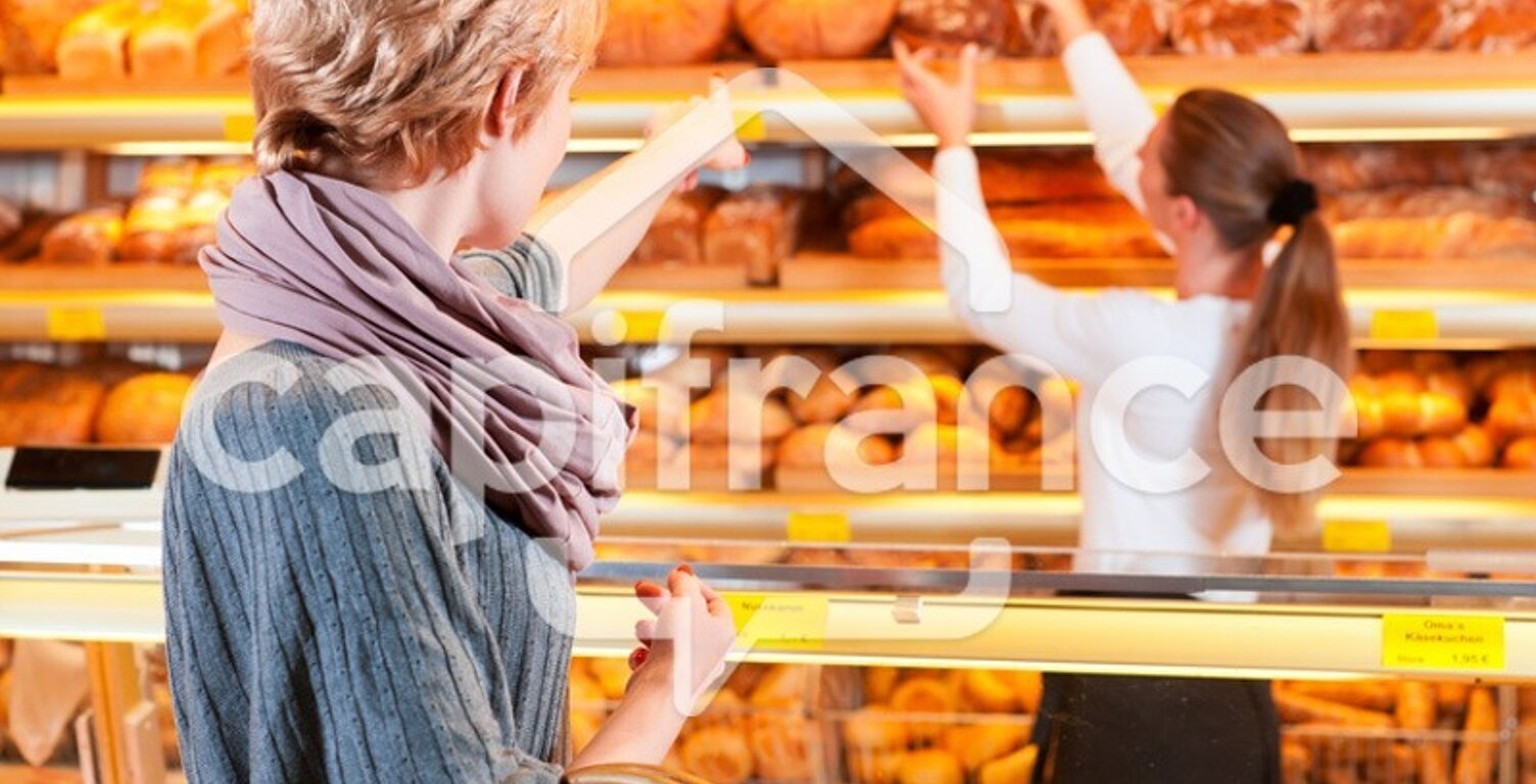 GARD (30) Nîmes (30000) Ouest proche dans une zone commercial fonds de commerce de boulangerie, pâtisserie, snacking — photo 1