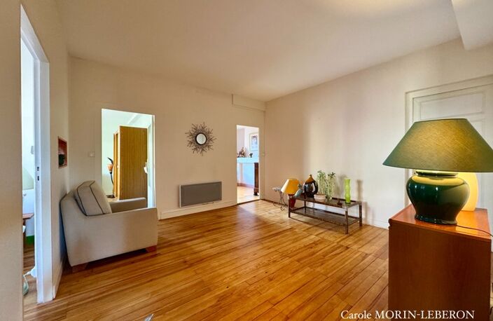 Maison bourgeoise 320 m² habitables, 7 chambres, cour — photo 3