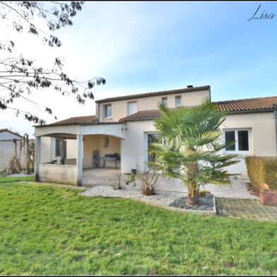 Maison 5 pièces 305950 €
