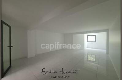 A Louer - Local professionnel de 46m² - Fort de France Zone Franche de Dillon — photo du bien