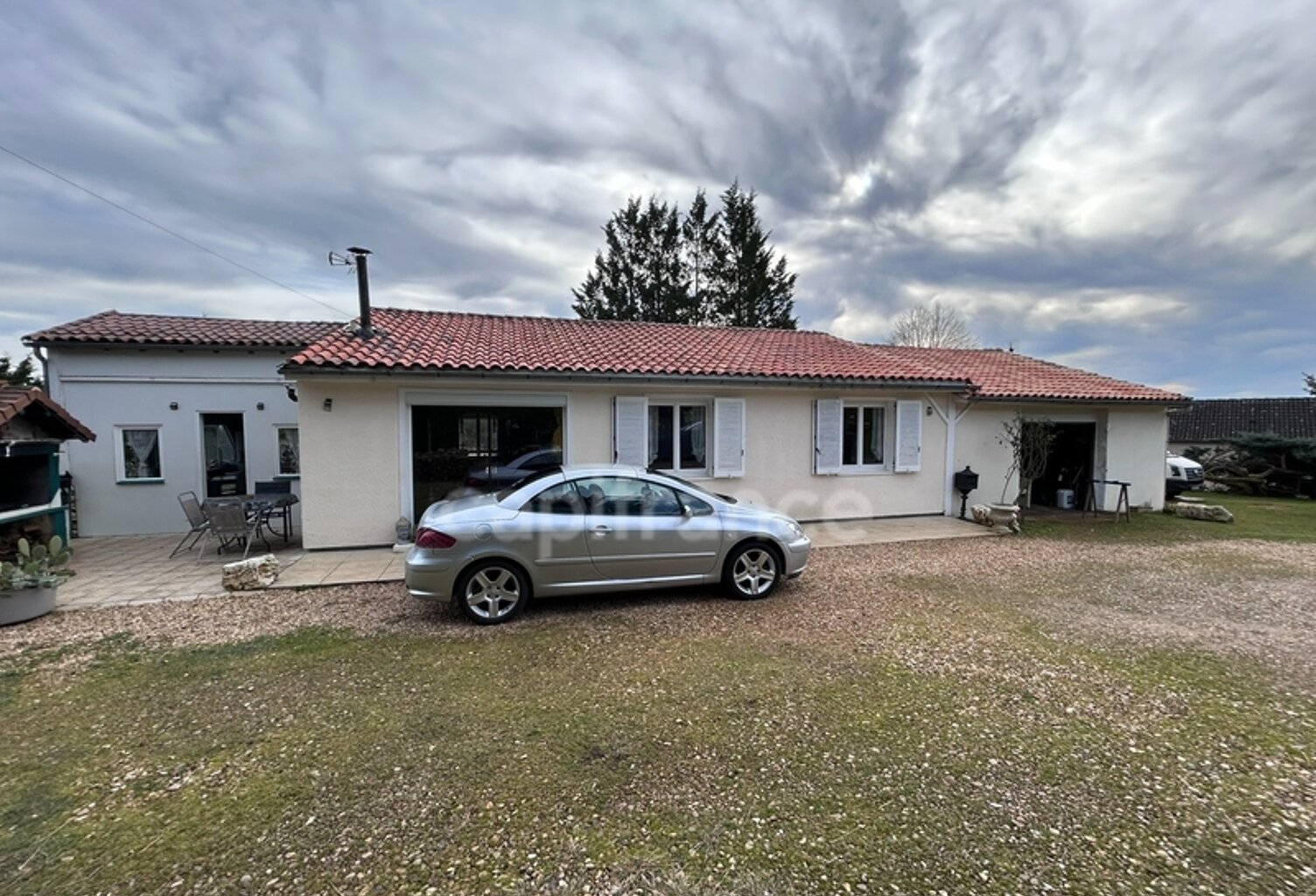 Dpt Dordogne (24), à vendre SAINT JORY LAS BLOUX maison P4 de 127 m² - Terrain de 3 670,00 m² - Plain pied — photo 1
