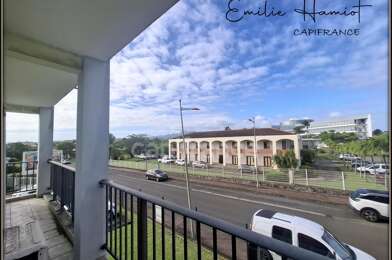 Bureau 7 pièces 2436 €