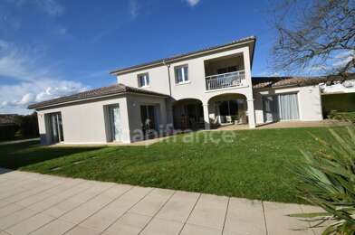 Maison 7 pièces 590000 €