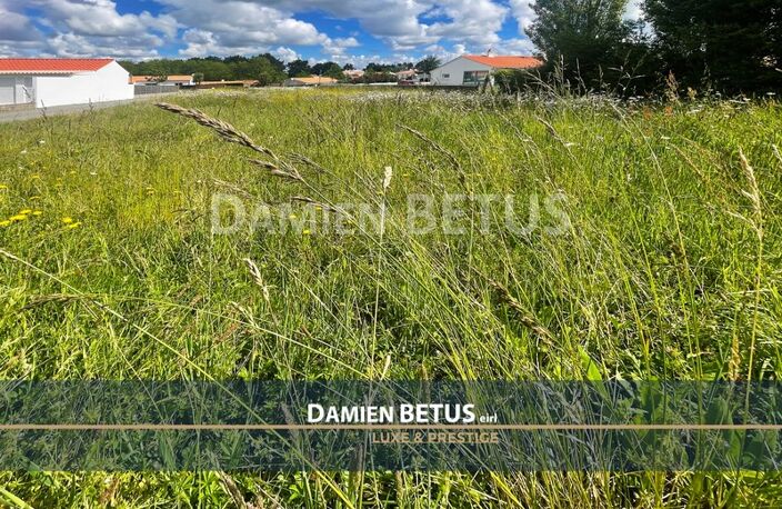 Terrain à vendre de 550 m² LA CHAIZE GIRAUD (85) — photo 2