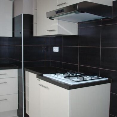 Appartement 1 pièces 830 €