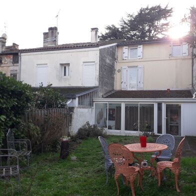 Maison 5 pièces 920 €