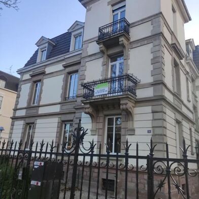 Appartement 6 pièces 1560 €