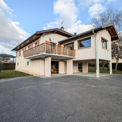 Maison 6 pièces 835000 €