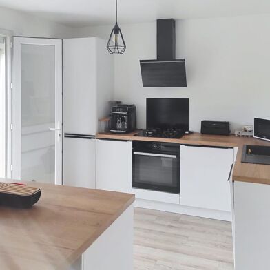 Maison 4 pièces 299500 €