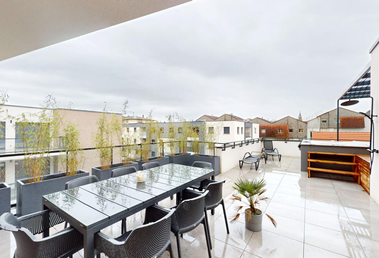 Appartement À Vendre — photo 1