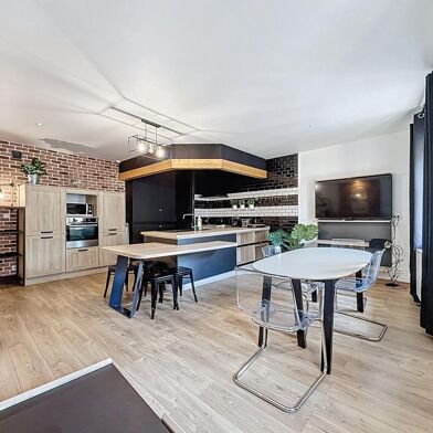 Appartement 3 pièces 990 €