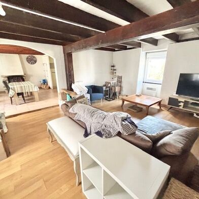 Maison 6 pièces 1125 €