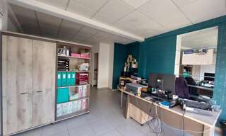 Commerce  28 m² à vendre à Saujon (17600)