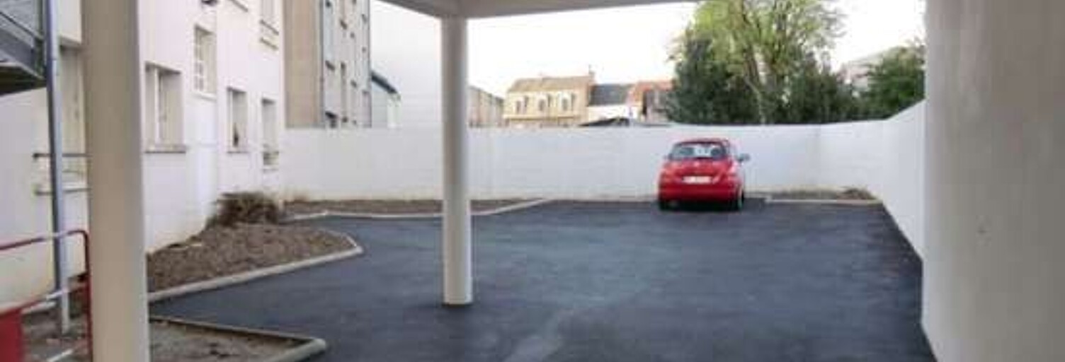 Garage   m² à louer à Tours (37000)