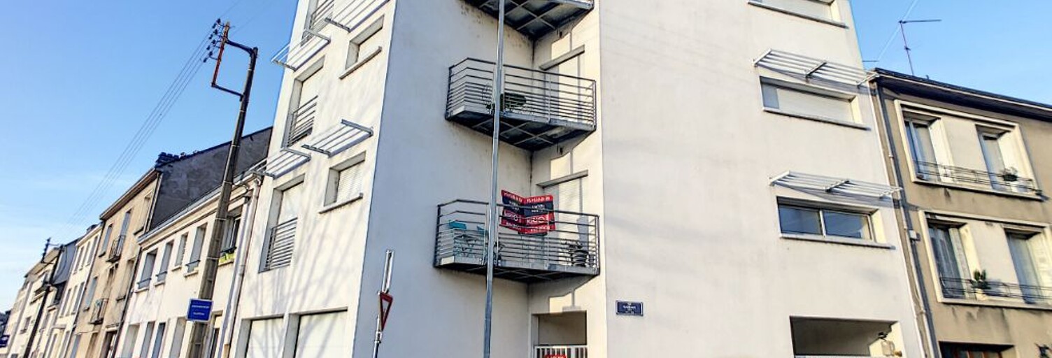 Garage   m² à louer à Tours (37000)