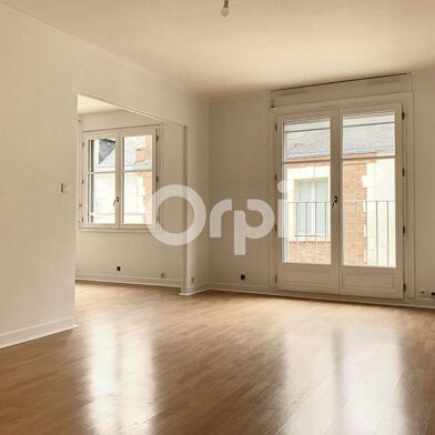 Appartement 3 pièces 941 €