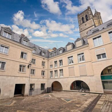 Appartement 3 pièces 941 €