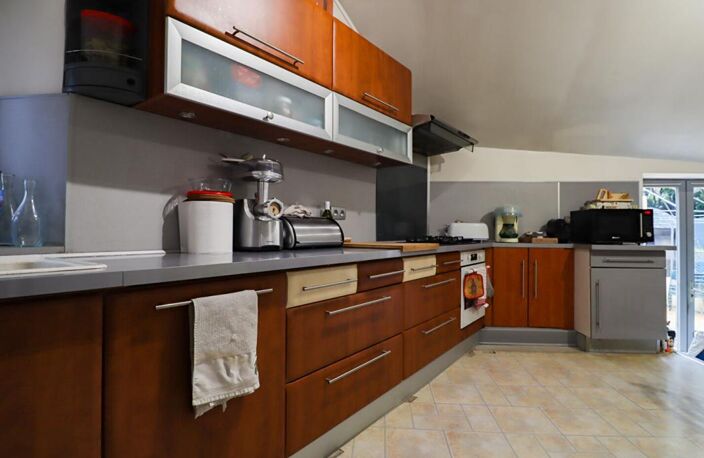 Maison Moulin Mage maison rénovée de 140 m² au coeur du village — photo 2