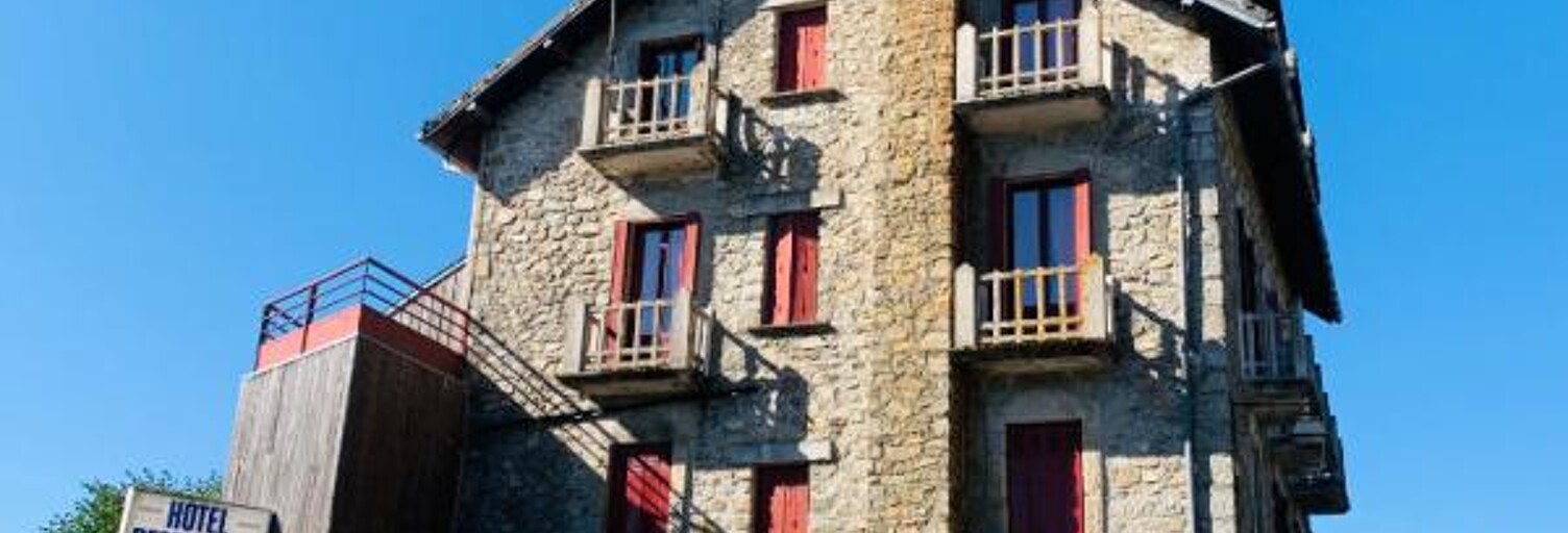 Immeuble  389 m² à vendre à Val-d'Aigoual (30570)