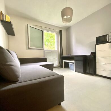 Appartement 1 pièces 450 €