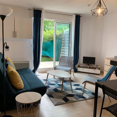 Appartement 1 pièces 760 €