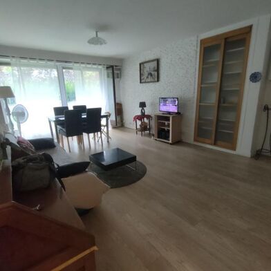 Appartement 3 pièces 1900 €
