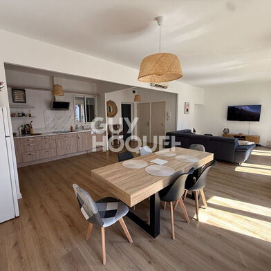 Appartement 5 pièces 180000 €