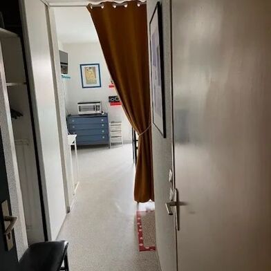 Appartement 1 pièces 570 €