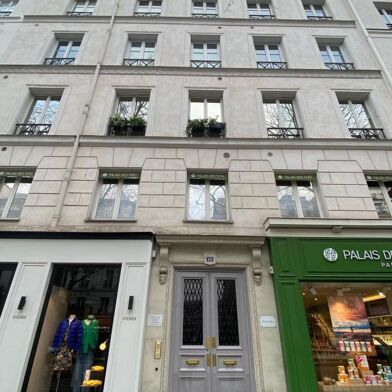 Appartement 4 pièces 3150 €