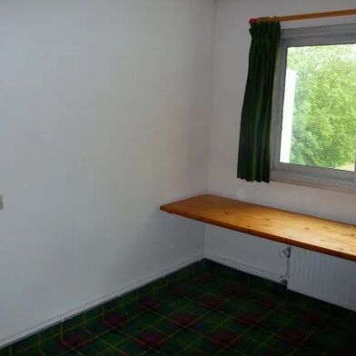 Appartement 1 pièces 360 €