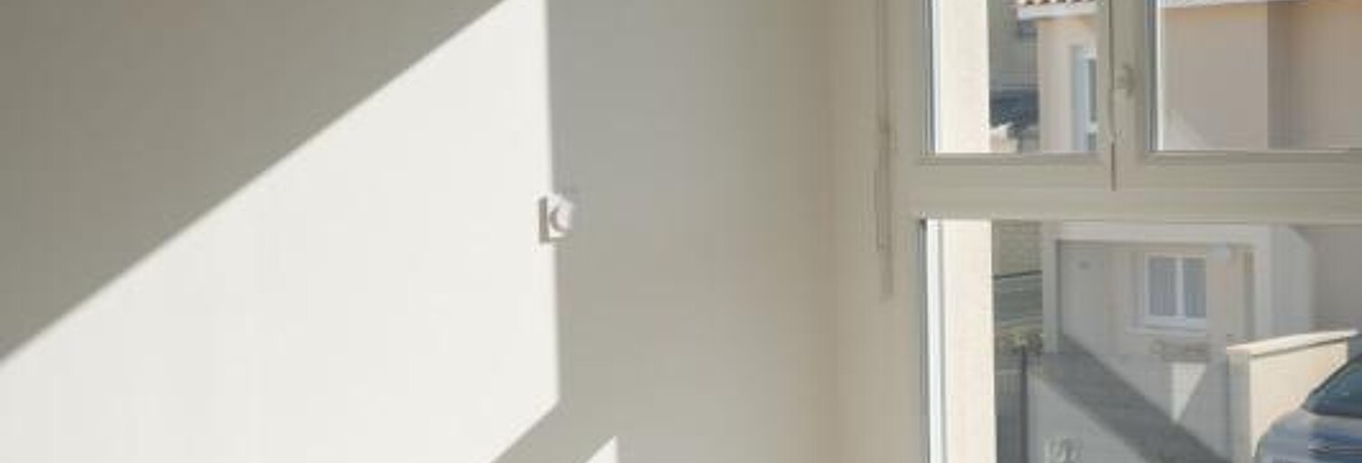 Maison 5 Pièces 86 m² à louer à Cabannes (13440)