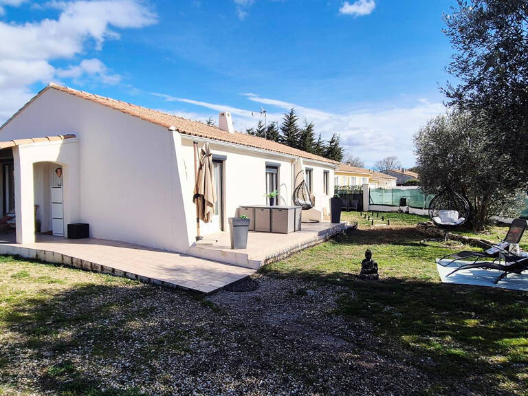 ST MAMERT DU GARD VILLA  ENTIEREMENT RENOVEE DE PP T4 DE 96. — photo 1