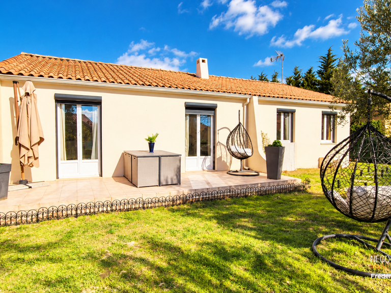 ST MAMERT DU GARD VILLA  ENTIEREMENT RENOVEE DE PP T4 DE 96. — photo 1