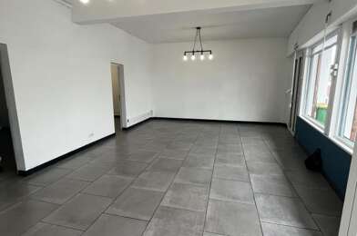 Commerce 3 pièces 980 €