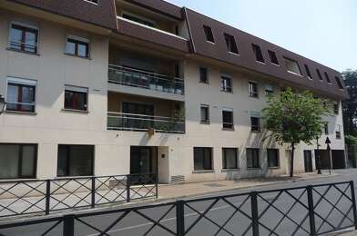 Appartement 1 pièces 734 €