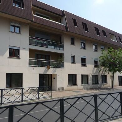 Appartement 1 pièces 734 €