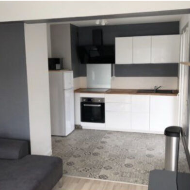 Appartement  525 €