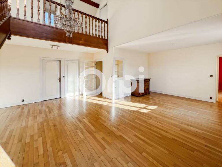 Appartement À Vendre — photo 1