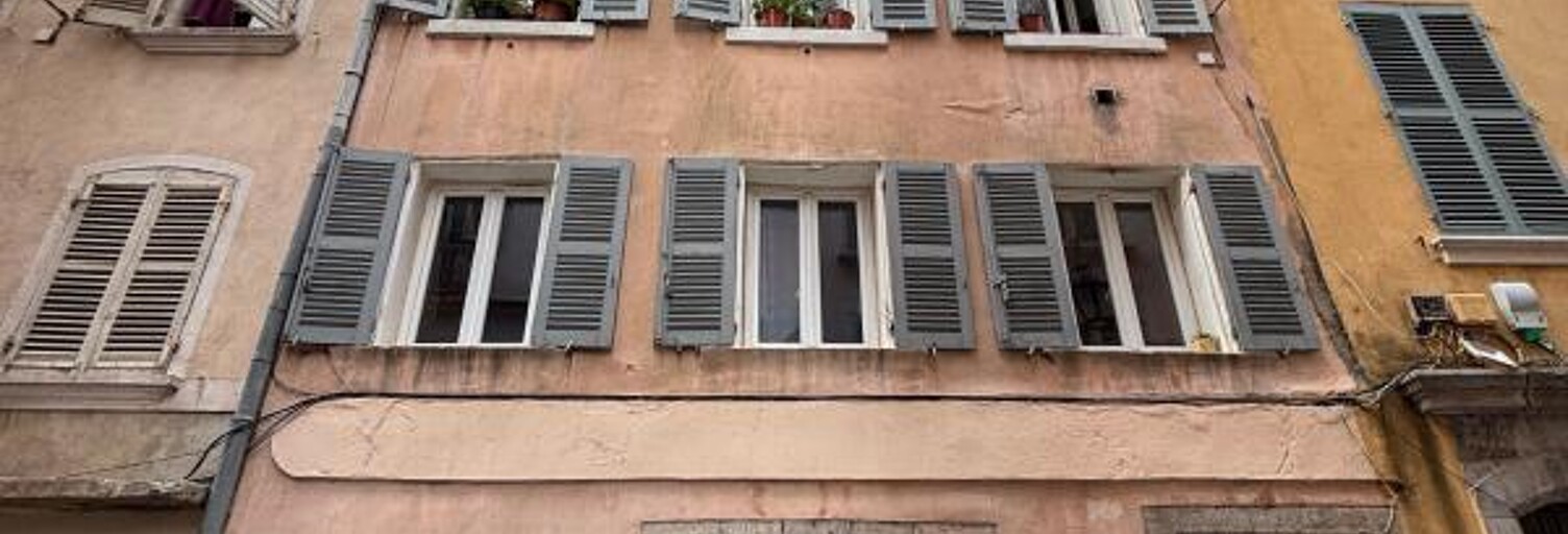 Immeuble  339 m² à vendre à Toulon (83000)