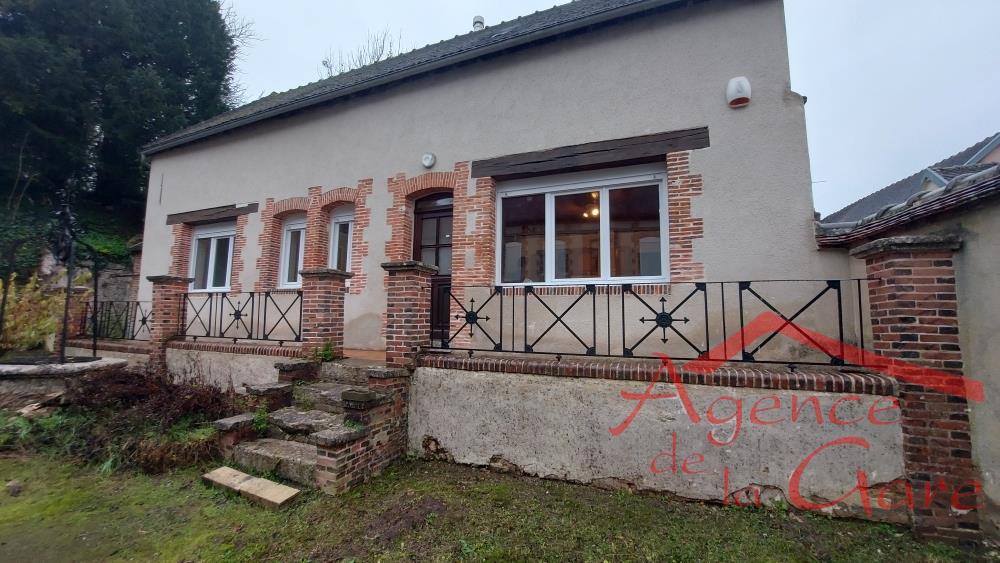 Villa / Maison  T2 à louer Sézanne 51120