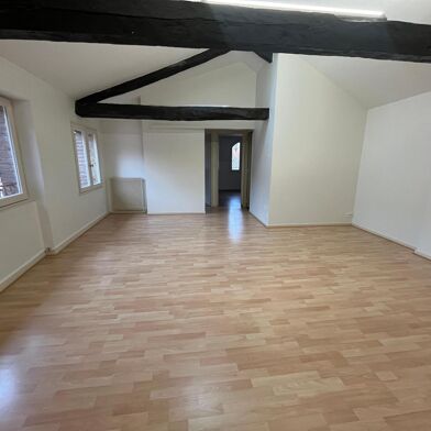 Appartement 3 pièces 730 €