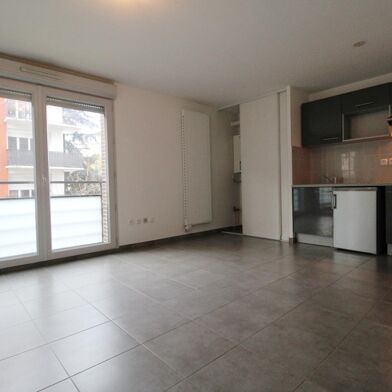 Appartement 2 pièces 633 €